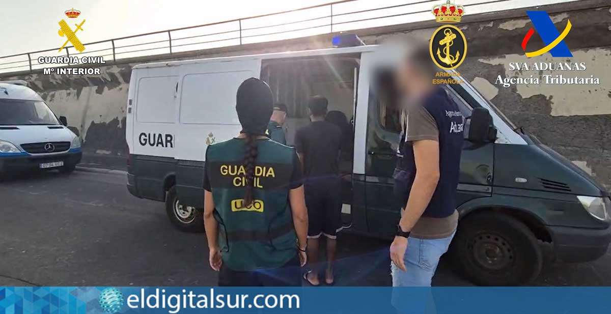 Traslado de los detenidos a disposición judicial en Tenerife