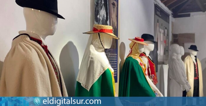 Muestra ‘Prendas, trajes y tipismo’ del Cabildo de Tenerife
