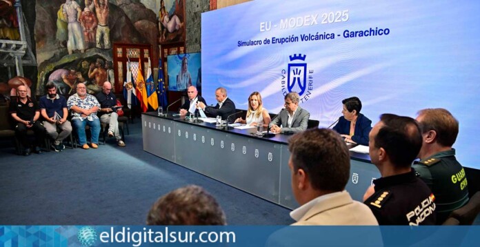 La presidenta del Cabildo, Rosa Dávila, durante la presentación de EU-MODEX Tenerife 2025