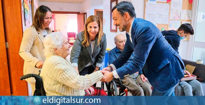 El vicepresidente Lope Afonso y la consejera Águeda Fumero anuncian el inicio de la licitación del nuevo centro sociosanitario