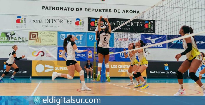 UCAM Torrejón contra el Arona Voley