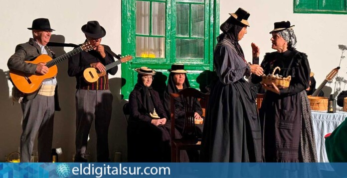 Arona rinde homenaje a sus raíces en el Día de Finados