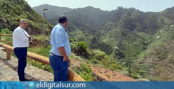 Domingo-Galván-y-Fran-Hernández,-Plan-Barrancos-La-Laguna-221025 Fran Hernández y Domingo Galván impulsan el plan de mantenimiento ambiental de barrancos en La Laguna