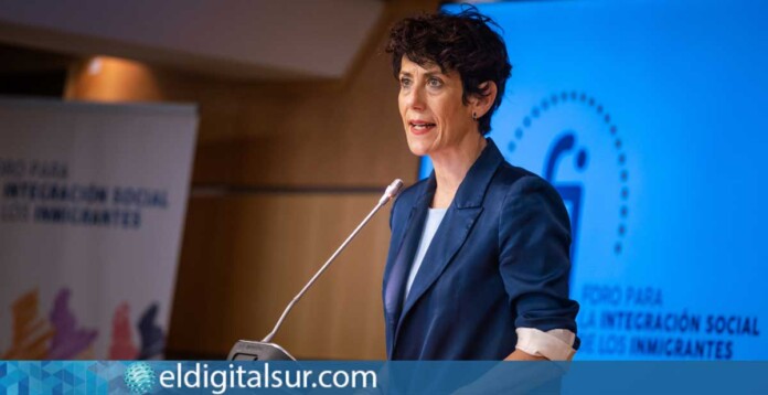 La ministra Elma Saiz en el Foro para la Integración Social de los Inmigrantes / Ministerio de Inclusión, Seguridad Social y Migraciones