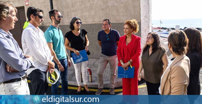 Acto de recepción de las obras de saneamiento en Candelaria con la consejera Sonia Hernández y la alcaldesa Mari Brito