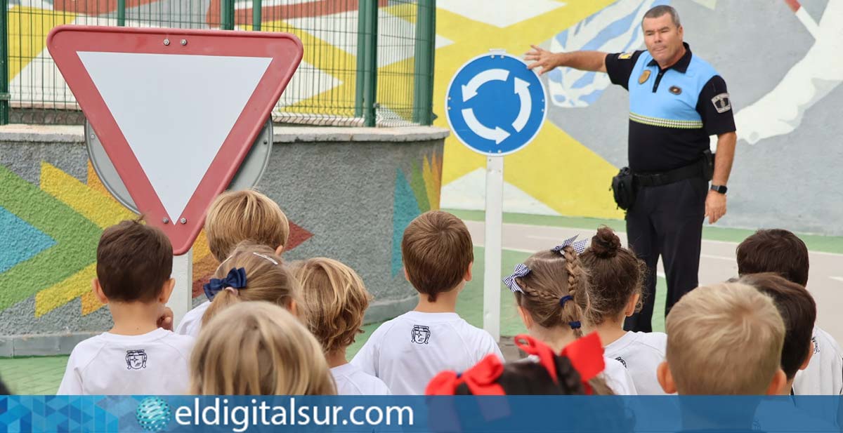 PIT-Santa-Cruz-de-Tenerife-061025 Niños y niñas de 3º de Infantil del colegio Hispano Inglés inauguraron el nuevo curso de educación vial