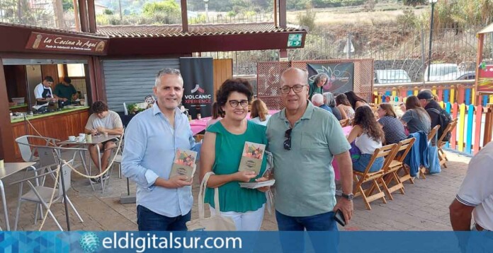 Presentación de la Guía del Producto Local en el Mercadillo del Agricultor de Tegueste