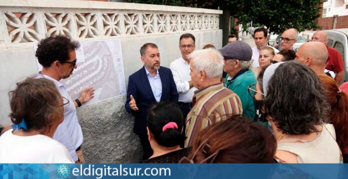 Reunión-Vecinos-Calle-Guía-de-Isora-La-Salud-091025 Antes de comenzar las obras, los vecinos fueron informados en una reunión