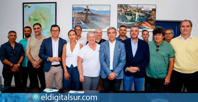 Firma de la adenda en Agaete
