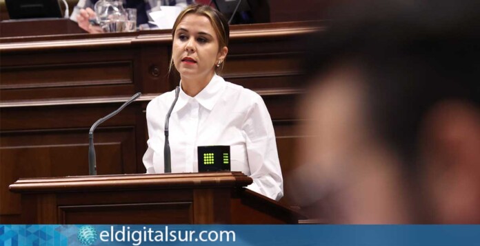 Jennifer-Curbelo-PP-131125 Jennifer Curbelo PP del Parlamento de Canarias