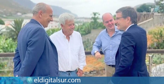 'Lo que prima en Canarias', VOX