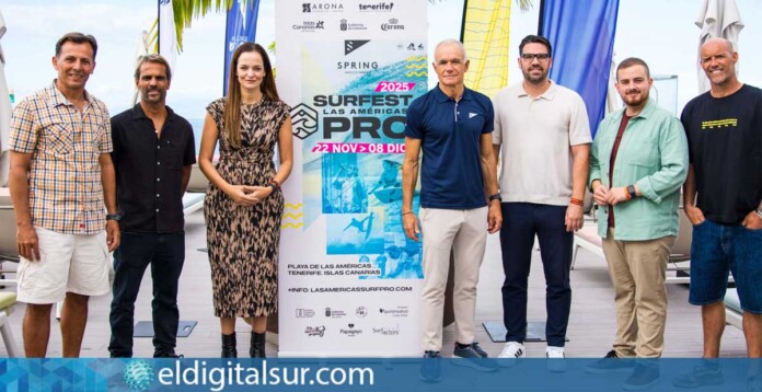 Autoridades, organización y patrocinadores durante la presentación oficial del Spring Surfest Las Américas Pro en el UP! del Hotel Bitácora