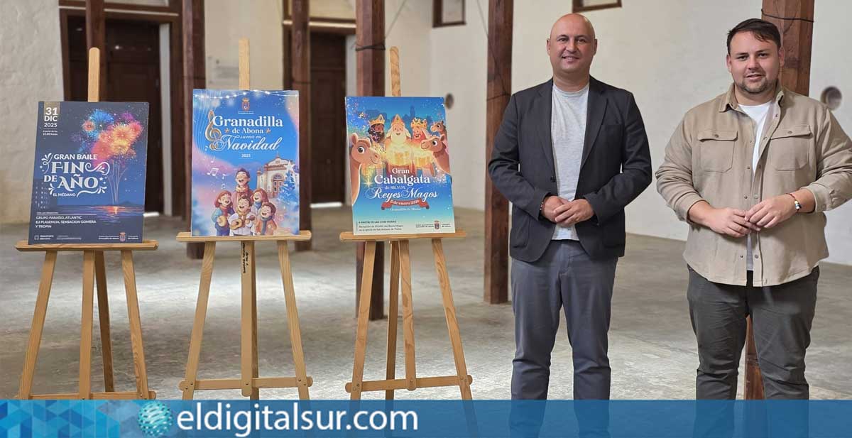 José Domingo Regalado, alcalde de Granadilla de Abona, y Carlos Abismael Díaz, concejal de Cultura y Fiestas, durante la presentación del programa “Granadilla de Abona suena en Navidad” 2025 en el Espacio Cultural El Secadero