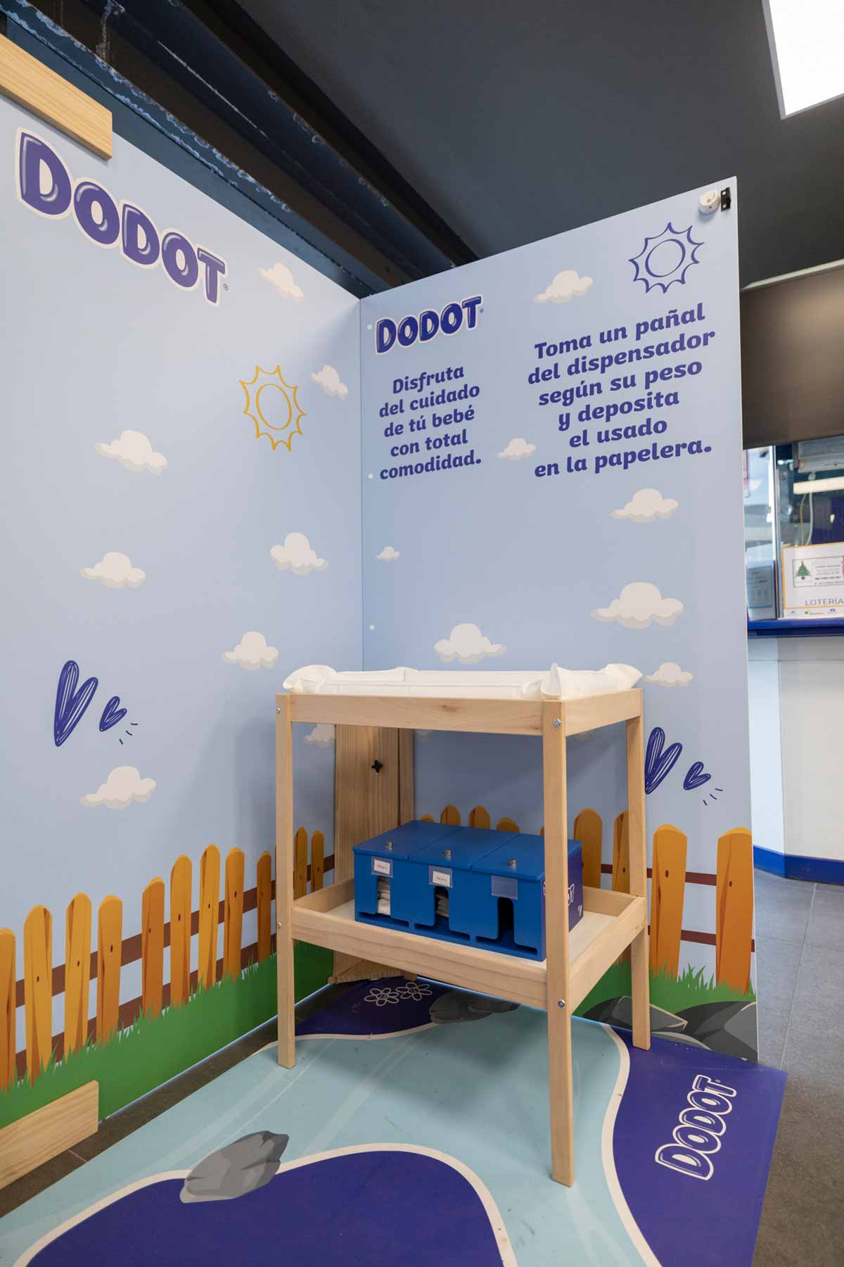 Sala de higiene para bebés instalada en una de las tiendas de HiperDino en Canarias