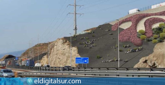 Zona a regenerar junto a Mercatenerife, en el acceso sur a Santa Cruz