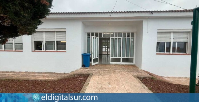 Antigua escuela unitaria de Las Rosas rehabilitada como nuevo espacio vecinal y cultural en San Juan de la Rambla