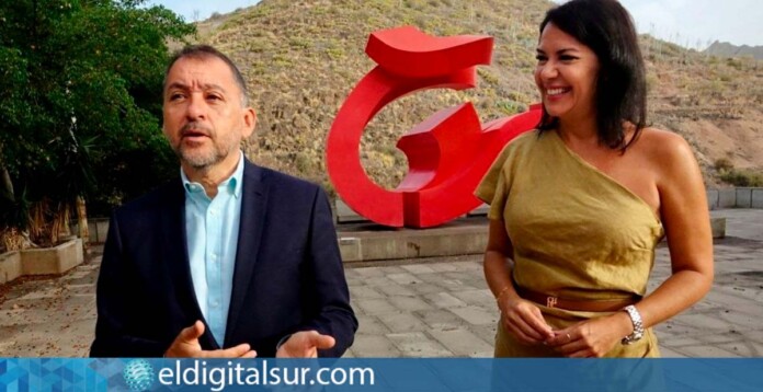 La concejala Evelyn Alonso y el alcalde José Manuel Bermúdez presentan la consulta pública para la nueva Ordenanza de Movilidad