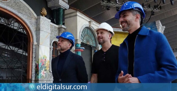 José Manuel Bermúdez y Javier Caraballero recorren el escenario principal del Carnaval 2026 diseñado por Sergio Macías