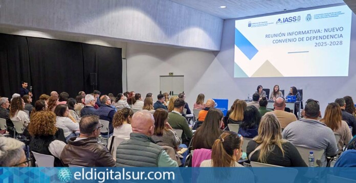 Encuentro con más de 70 entidades del Convenio de Dependencia en Tenerife