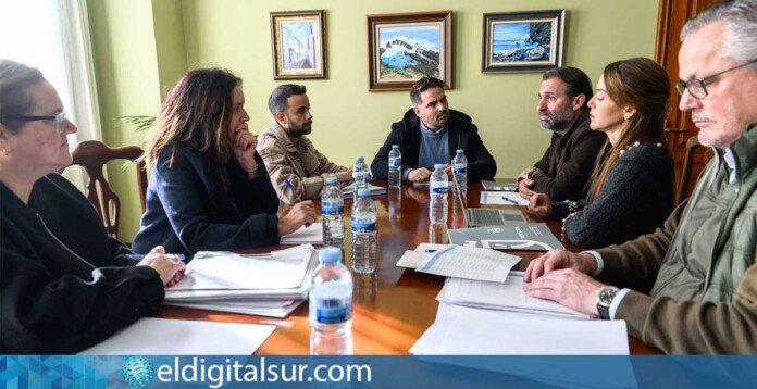 Reunión entre Manuel Fernández y el Ayuntamiento de La Guancha para avanzar en el polígono industrial La Yegua
