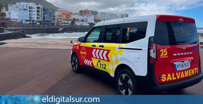 Nuevo vehículo eléctrico que refuerza el servicio de socorrismo en La Laguna