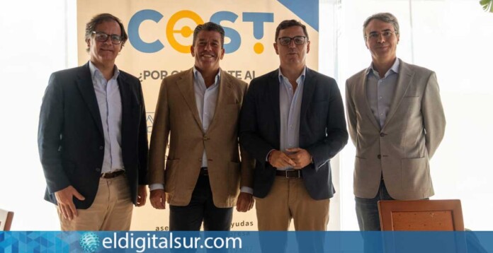 Representantes del tejido empresarial del Sur de Tenerife y responsables del Gobierno de Canarias