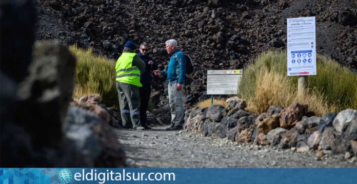 Controles de acceso en los senderos del Parque Nacional del Teide