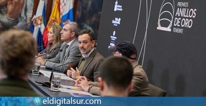 presentación de la primera edición de los Premios Anillos de Oro