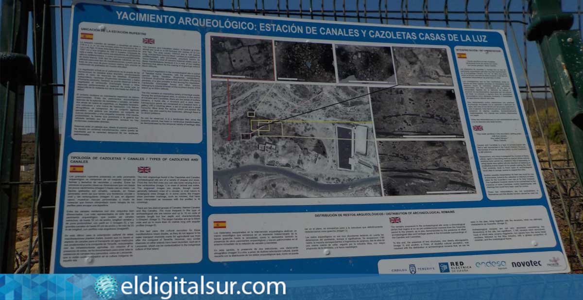 yacimiento-arqueológico-arico-130126 Cartel informativo del yacimiento guanche en Arico antes de las obras, que a día de hoy ha sido destruido junto al vallado, según denuncia Coalición Canaria