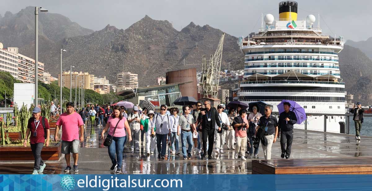 Cruceristas-en-el-puerto-de-SC-de-Tenerife-130226 Cruceristas desembarcan en el Puerto de Santa Cruz de Tenerife