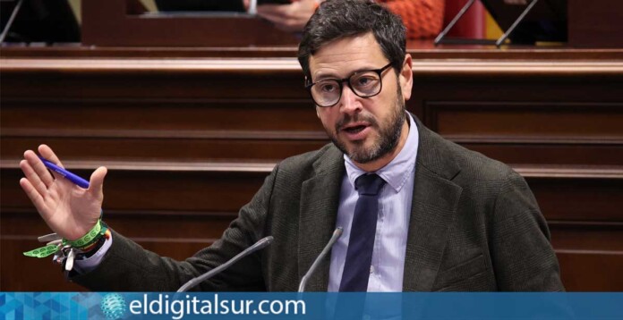 Jacob-Qadri-pp-110226 El diputado Jacob Qadri durante su intervención en el Parlamento de Canarias