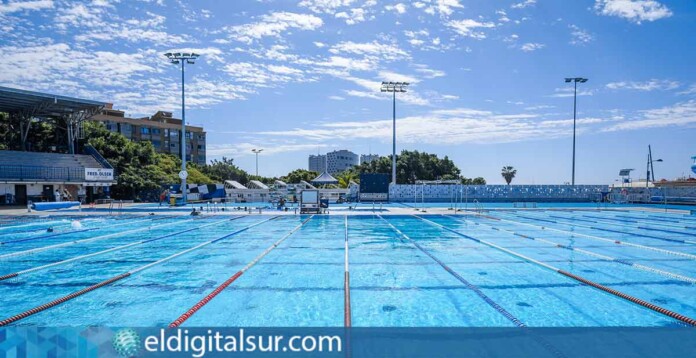 Piscina municipal Acidalio Lorenzo