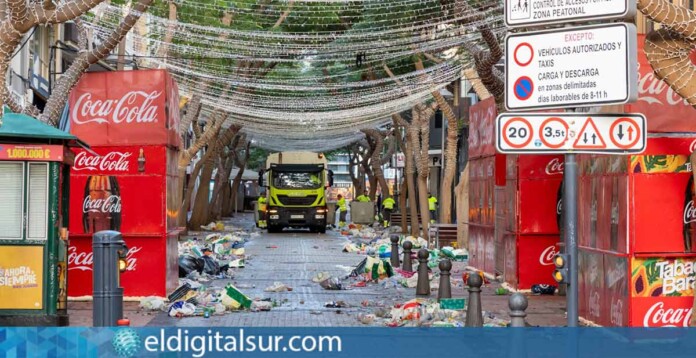Operativo de limpieza durante el Carnaval de Santa Cruz de Tenerife 2026