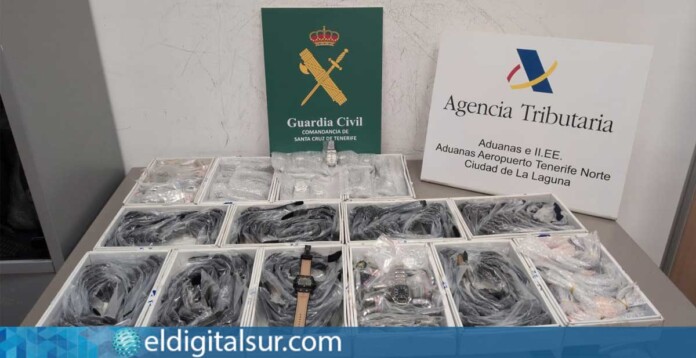 Relojes falsificados incautados por la Guardia Civil en el Aeropuerto de Tenerife Norte