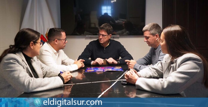 Emilio Navarro anuncia la reprogramación del Carnaval de Los Gigantes 2026