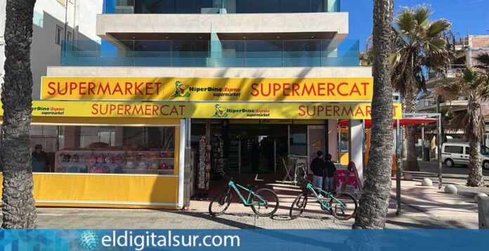 Tienda HiperDino recientemente reformada en Mallorca