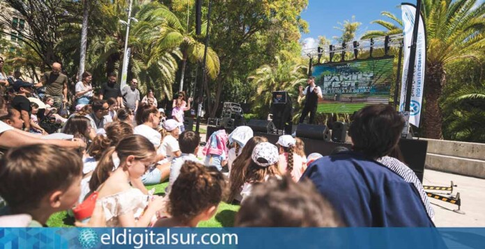 Family-Fest-Santa-Cruz-de-Tenerife-150426 Ambiente del Family Fest en el parque Secundino Delgado