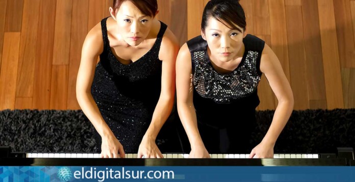 Las hermanas Satomi y Emiko Morimoto