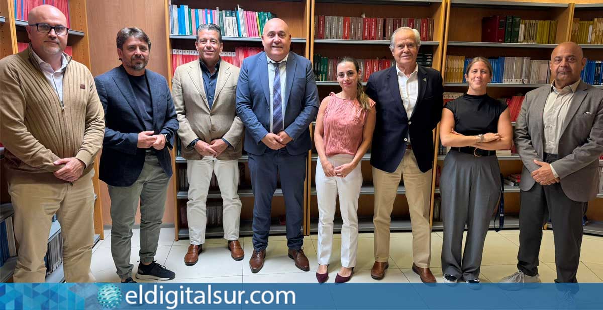 Representantes-de-las-organizaciones-empresariales-y-responsables-judiciales-del-sur-de-Tenerife,-en-la-reunión-del-20-de-abril Representantes de las organizaciones empresariales y responsables judiciales del sur de Tenerife, en la reunión del 20 de abril