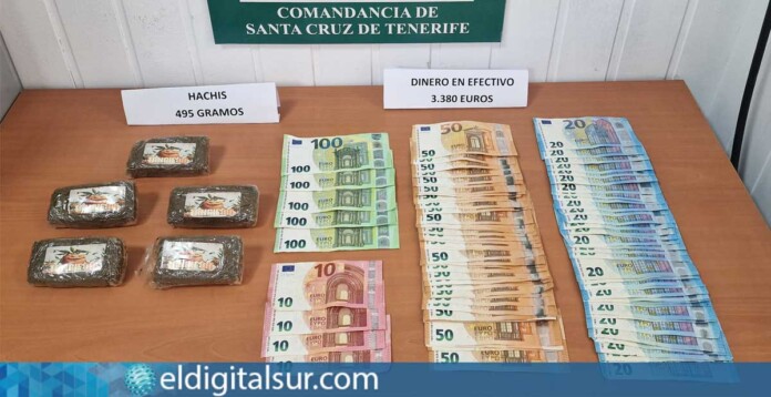 Hachís y dinero en efectivo intervenidos por la Guardia Civil al detenido en el exterior del aeropuerto de La Palma.