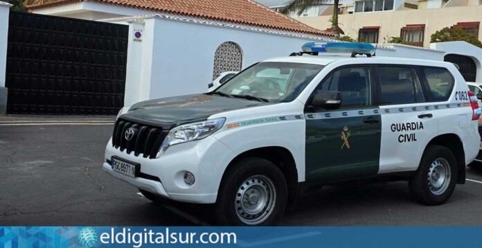 Foto archivo de una patrulla de la Guardia Civil