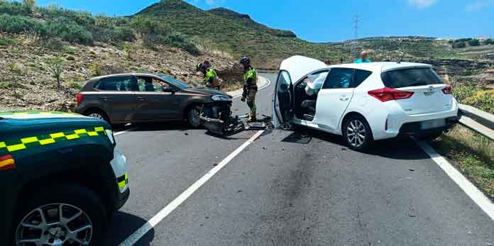 Accidente de tráfico en la TF-657, en la Aldea Blanca