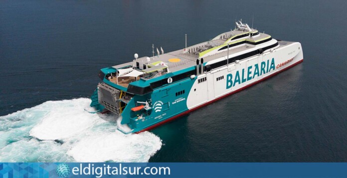 El fast ferry Mercedes Pinto de Baleària