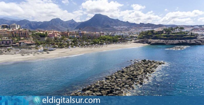 Playa de Torviscas, en Adeje