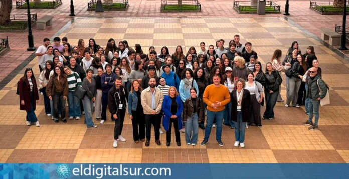 Estudiantes de la ULL durante el trabajo de campo del Proyecto FARO en San Miguel de Abona