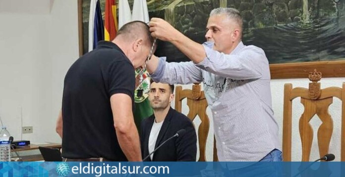 Roberto V. Hernández toma el cargo como concejal de Tegueste