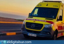 Ambulancia del Servicio de Urgencias Canario / Foto: EDS