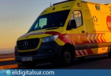 Ambulancia del Servicio de Urgencias Canario en una imagen de archivo