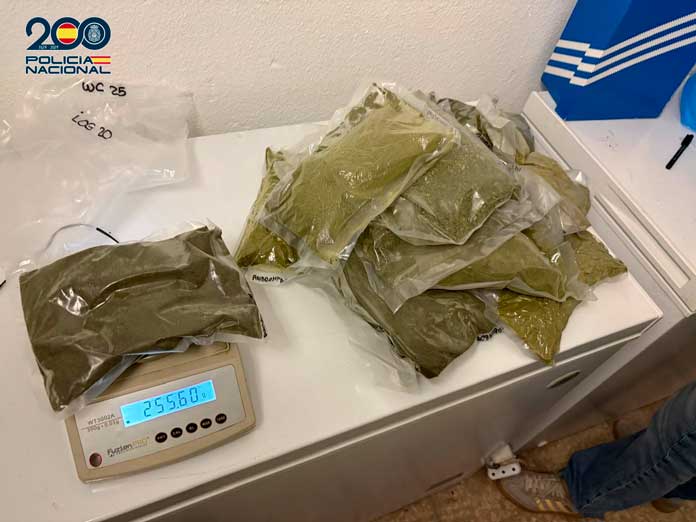 Parte de las sustancias estupefacientes intervenidas por la Policía Nacional