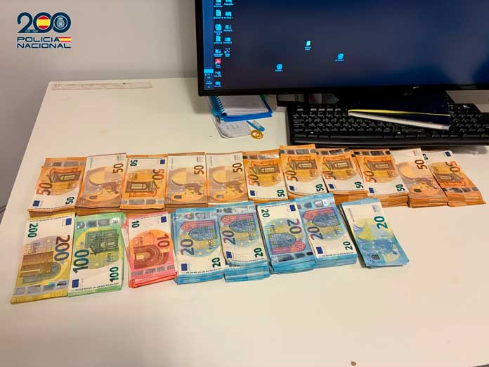 Dinero en efectivo intervenido por la Policía Nacional